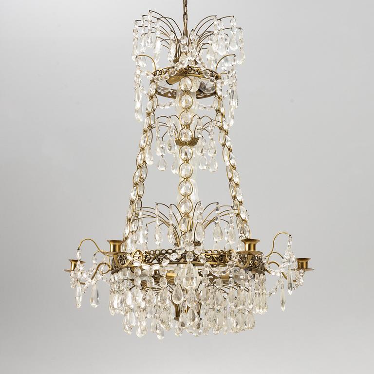 A Gustavian style chandelier, mid-20th Century.