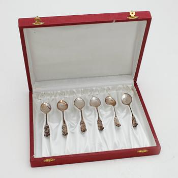 SALTKAR, SENAPSBURK samt KANNA, 1+1+1, silver. 1900-talets första hälft. Totalvikt ca 348 gram.