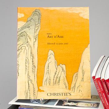 AUKTIONSKATALOGER, 40 st. Sothebys, Christies, Bonhams. Orientaliskt/Kinesiskt porslin, keramik och konsthantverk.