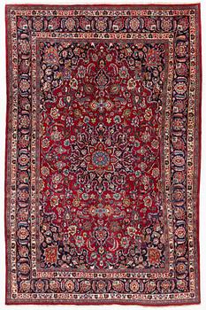 Matta, Meshed, ca 370 x 238 cm.