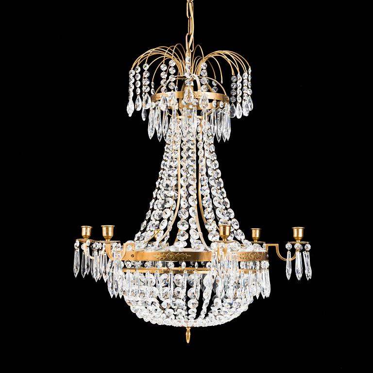 An end of the 20th Century Gustavian style chandelier.