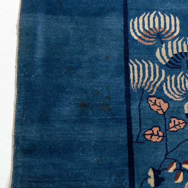 A semi-antique art deco Beijing carpet, north China, 433 x 342 cm.