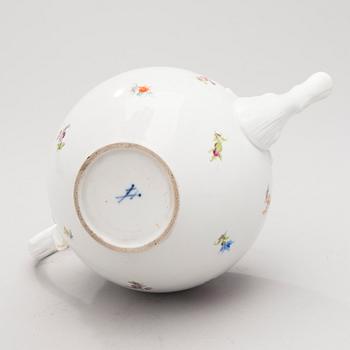 A Meissen porcelain teapot from the 19th Century.