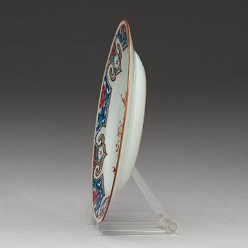 TALLRIKAR, nio stycken, kompaniporslin. Qing dynastin, Qianlong (1736-95).