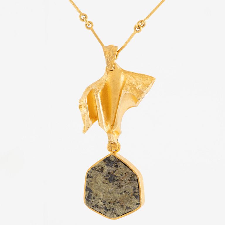 Björn Weckström, a necklace 18K gold with copper ore, for Lapponia, Finland 1976.