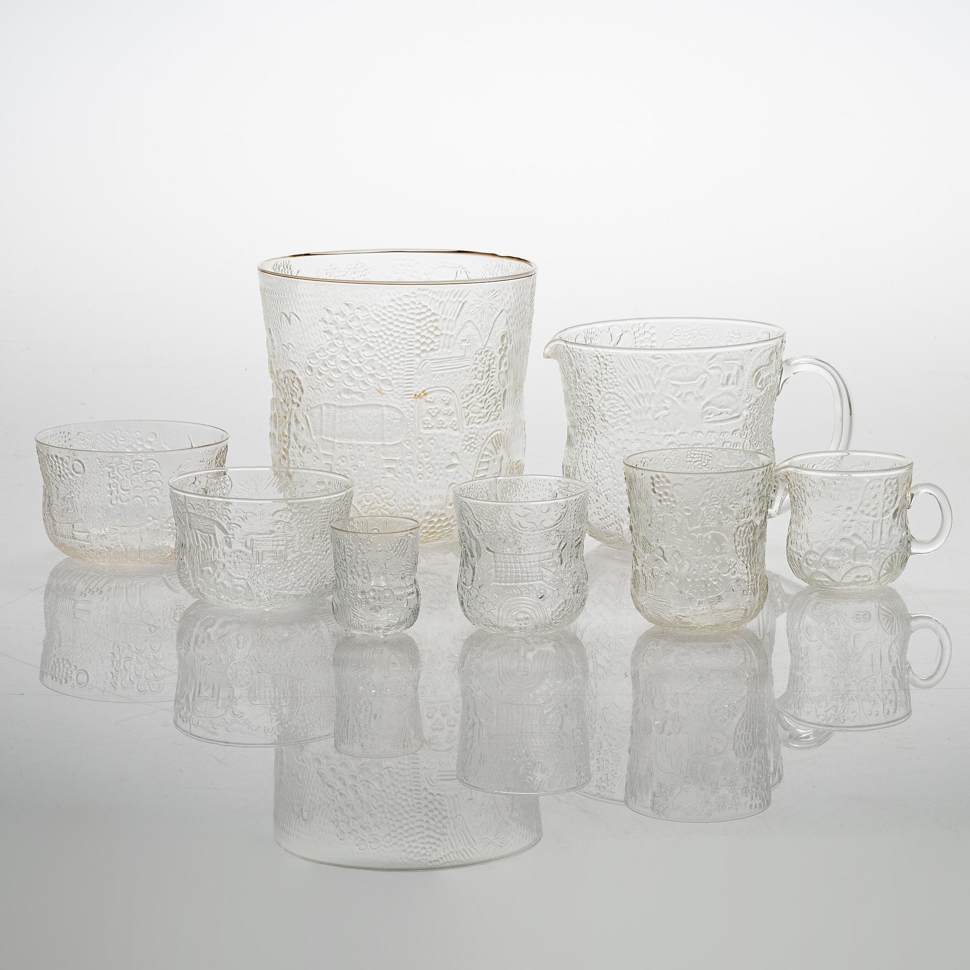 Oiva Toikka, 29 lasiston osia, "Fauna", Nuutajärvi Notsjö.