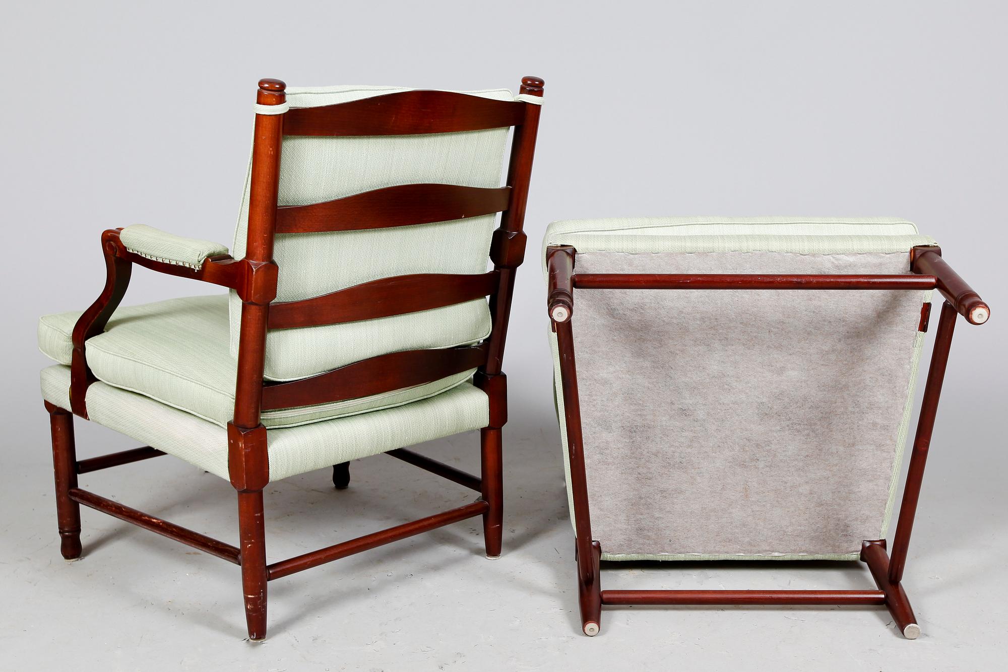 FÅTÖLJER, 1 par, Gripsholms modell, 1900-talets andra hälft.