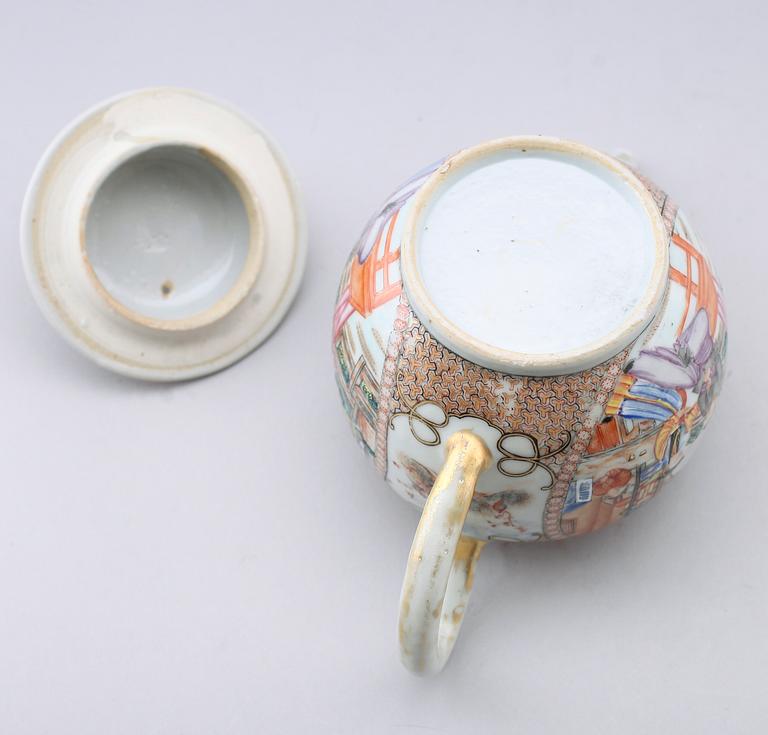 TEKANNA, porslin, Kina, Qianlong (1736-1795).