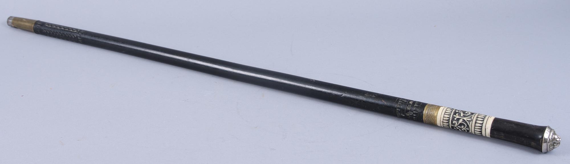 KÄPP, trä, metall samt benliknande material, 1900-tal.