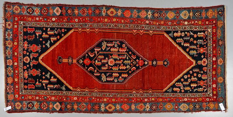 MATTA, troligen Hamadan, 297 x 141 cm, old/semiantik.