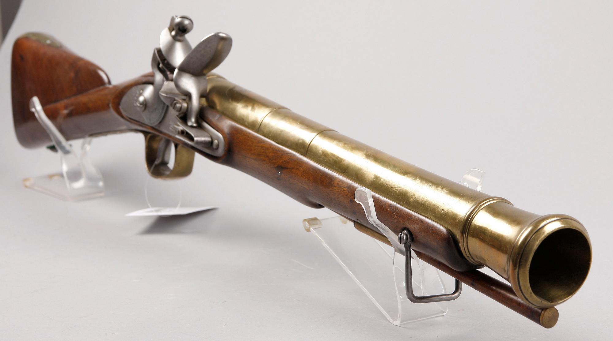 BLUNDERBUS, flintlås, lås märkt Tower.