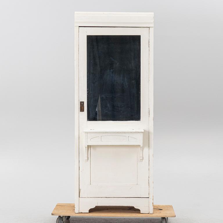 Klädskåp, tidigt 1900-tal.