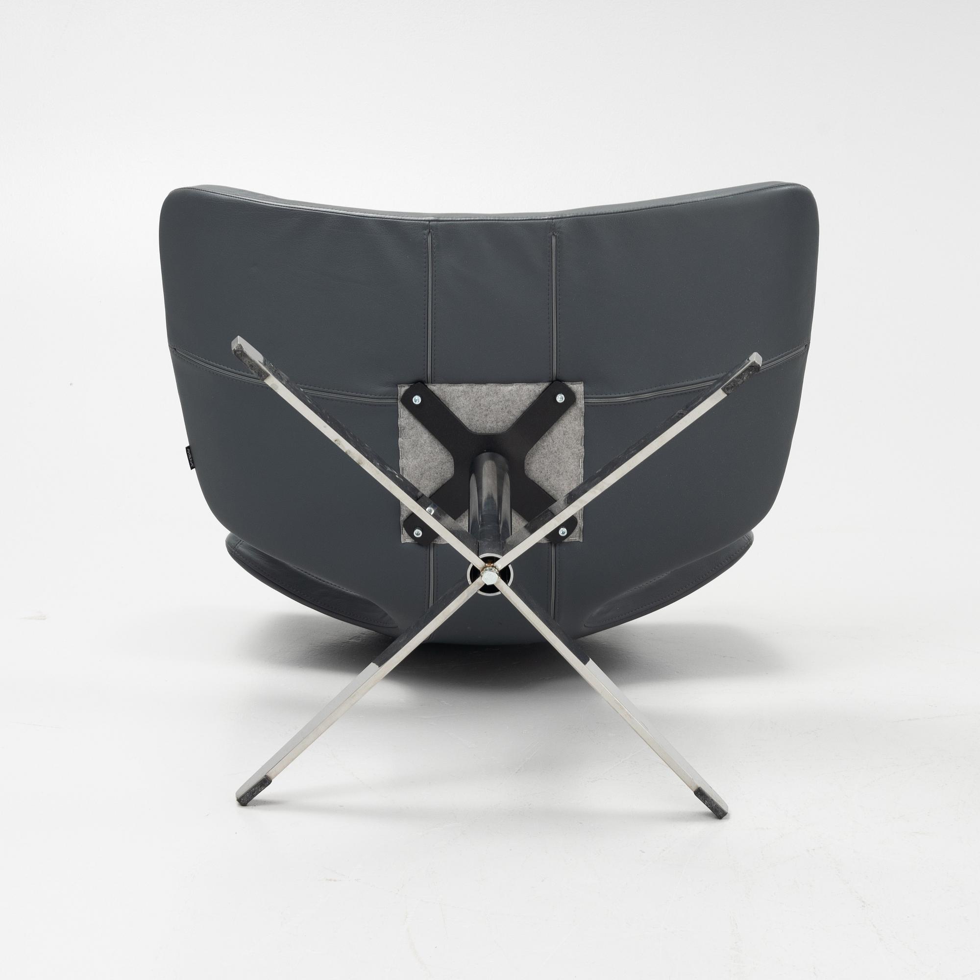 Steinar Hindenes, Tveit & Tornöe, fåtöljer ett par, "Bone", Materia, 2000-tal.