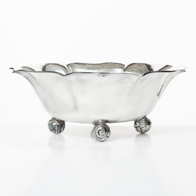 A silver bowl, Norway, 1930.