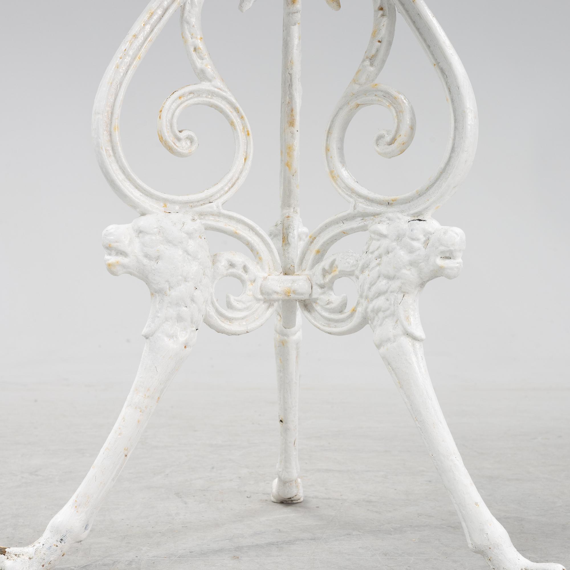 Cafébord, 1900-tal.