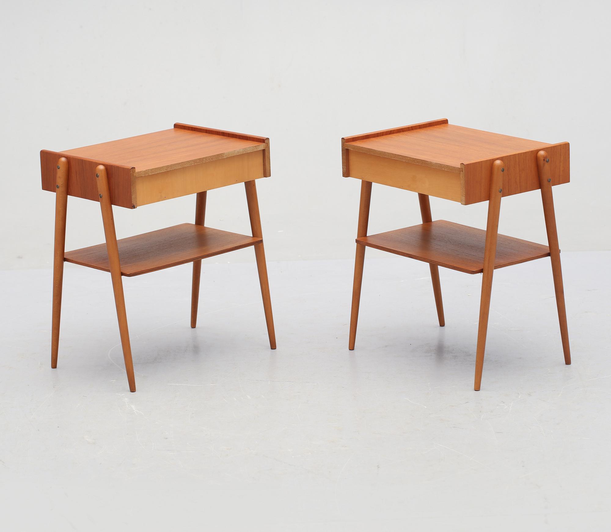 SÄNGBORD, ett par, AB Carlströms & CO Möbelfabrik, 1950/60-tal.