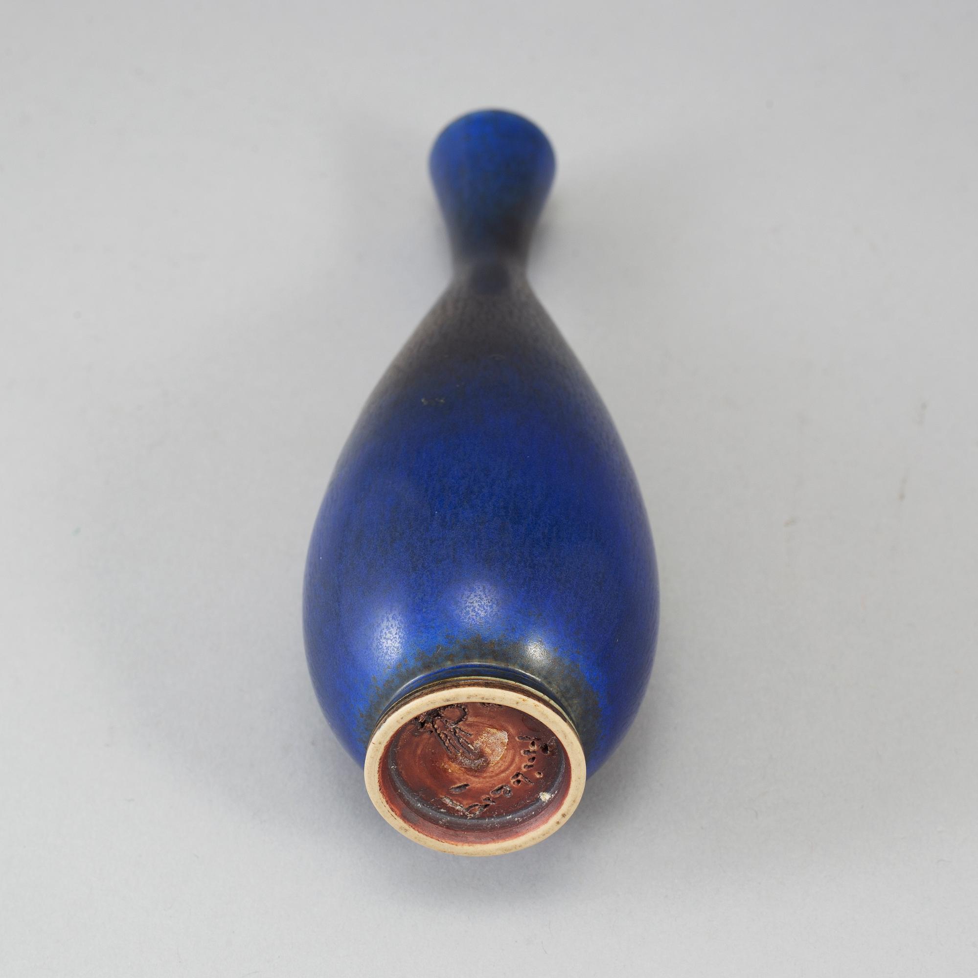 BERNDT FRIBERG, a stoneware vase from Gustavsberg Studio.