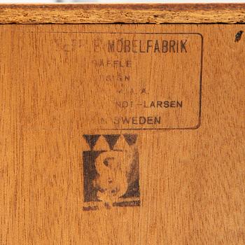 Tove & Edvard Kindt Larsen, sideboard, Seffle Möbelfabrik, 1950s/60s.