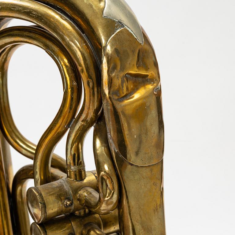 Tuba, 1900-talets början,