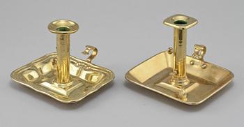 LJUSSTAKAR, 2 st, mässing, 1800-tal.