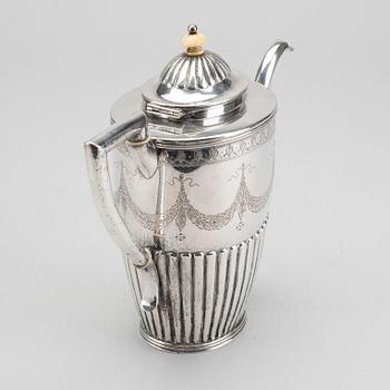A silver coffee pot, K C Hermann Copenhagen 1912. Weight ca 647 grams.