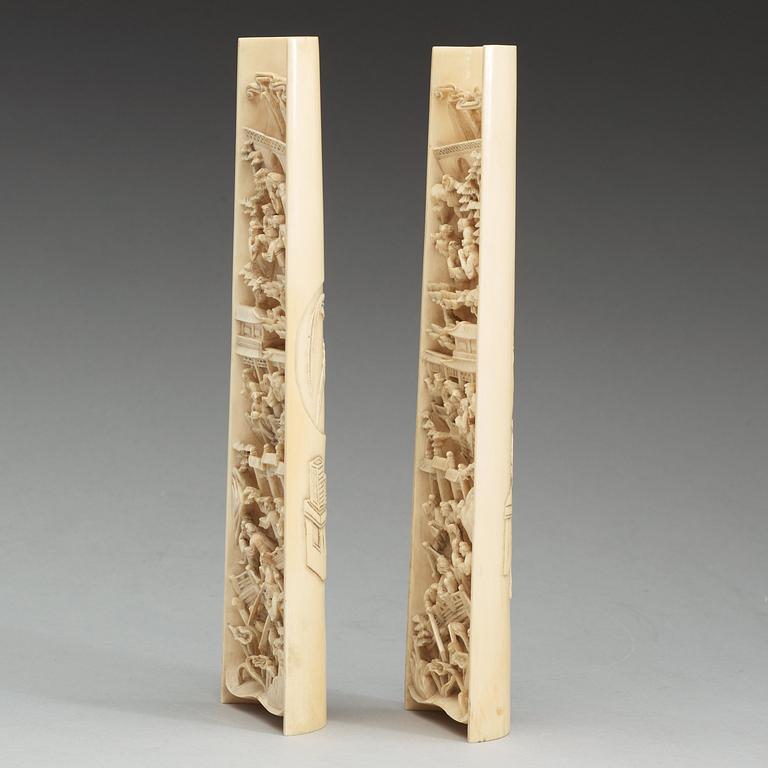 A pair of ivory wrist rests, Qing dynasty (1644-1912).