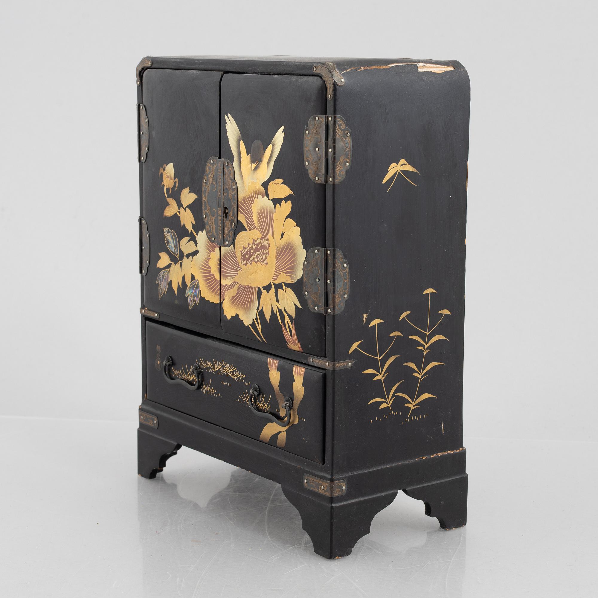 Miniature cabinet/box, Japan, early 20th century.