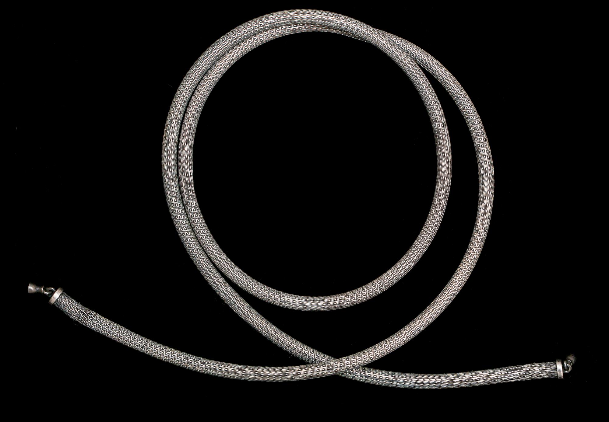 COLLIER, oxiderat silver, Ole Lynggaard. Vikt ca 23 g.