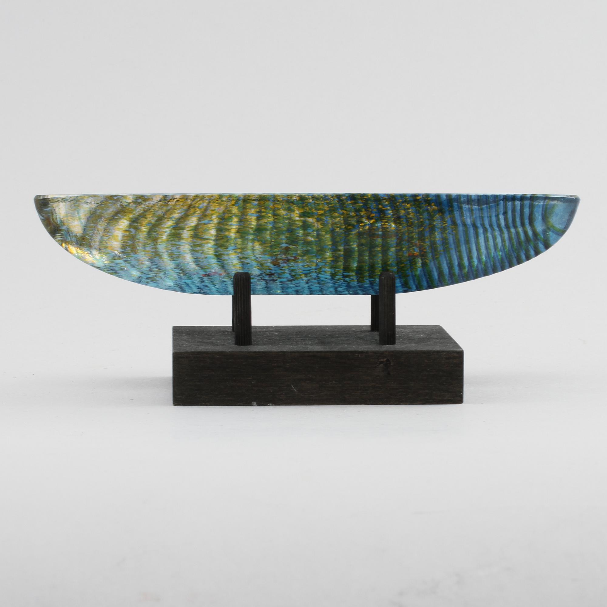 SKULPTUR, glas, Bertil Vallien, Kosta Boda, signerad och numrerad 8BVAAT 999005/1000.