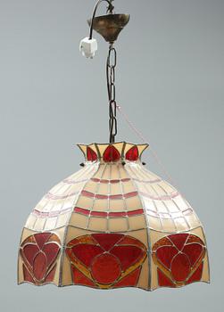 TAKLAMPA, Tiffanystil, 1900-tal. Diam 46.