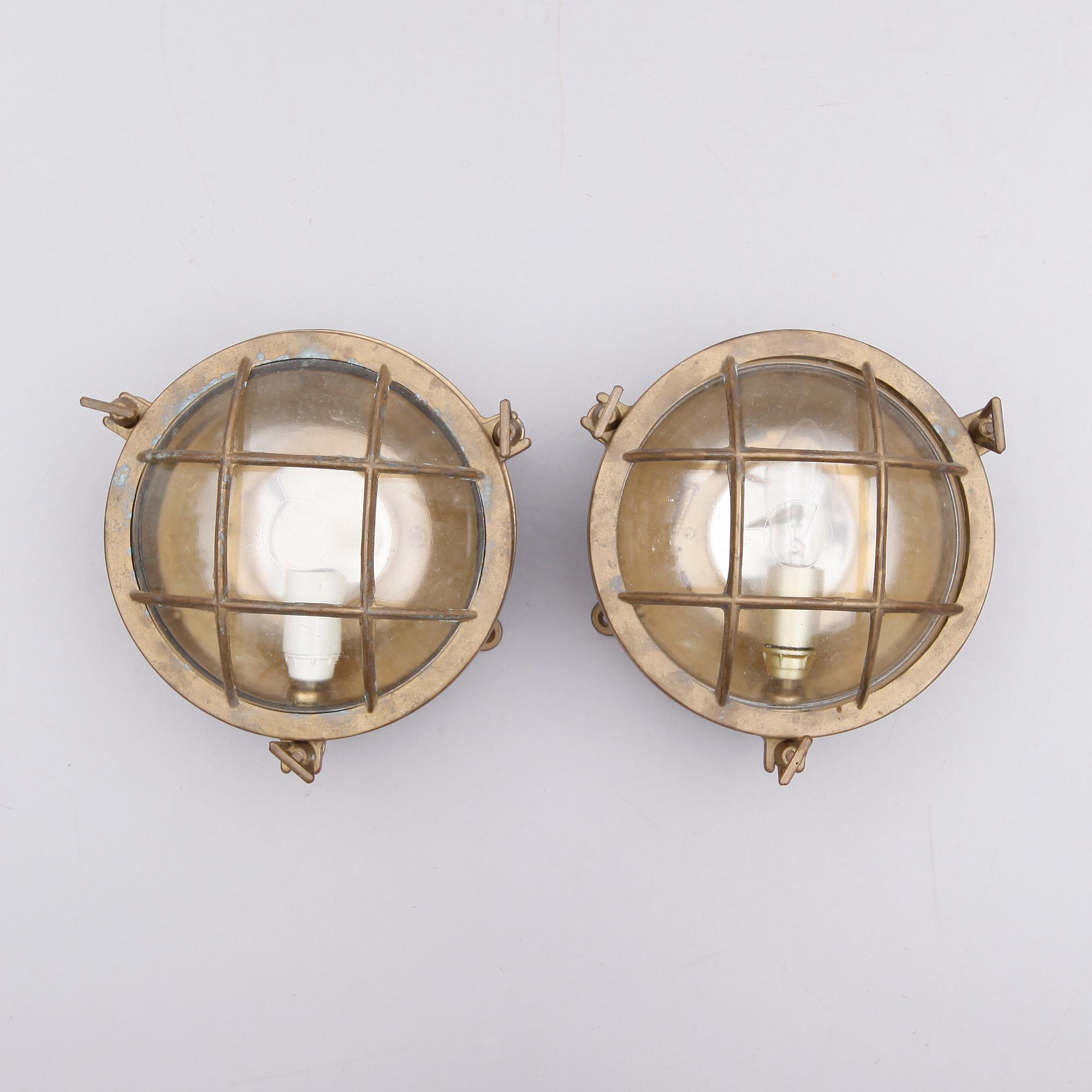 VÄGGLAMPOR, 2 st, skeppslampor, 1900-talets första hälft.