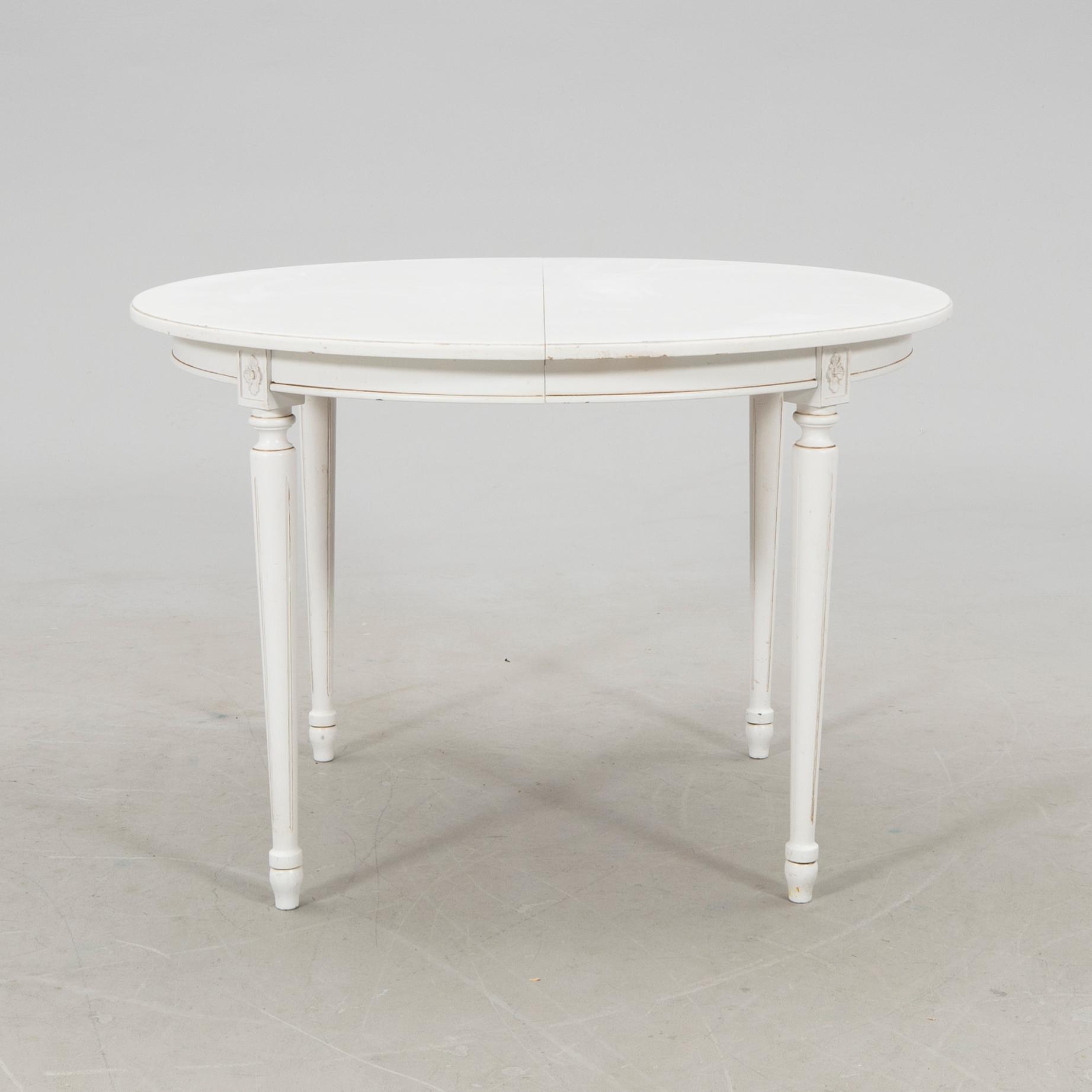 Dining Table in Gustavian Style, Late 20th Century.
