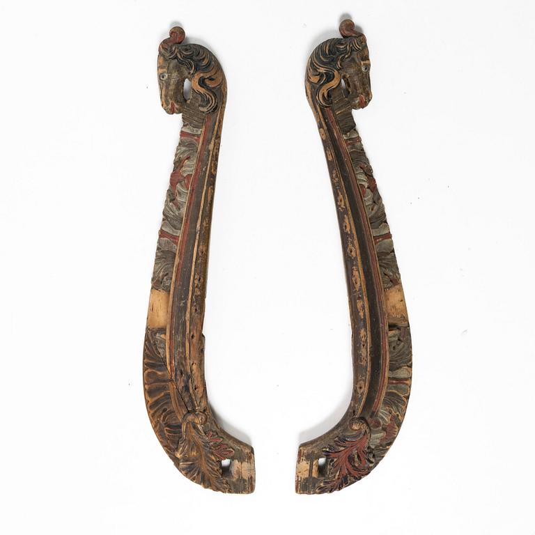 Locomotives, a pair. Folk art, Jämtland, 17th-/18th century.