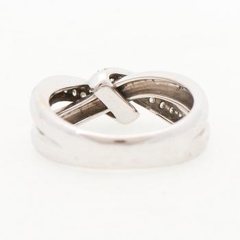RING, briljantslipade diamanter, 18K vitguld, finska importstämplar 2000.