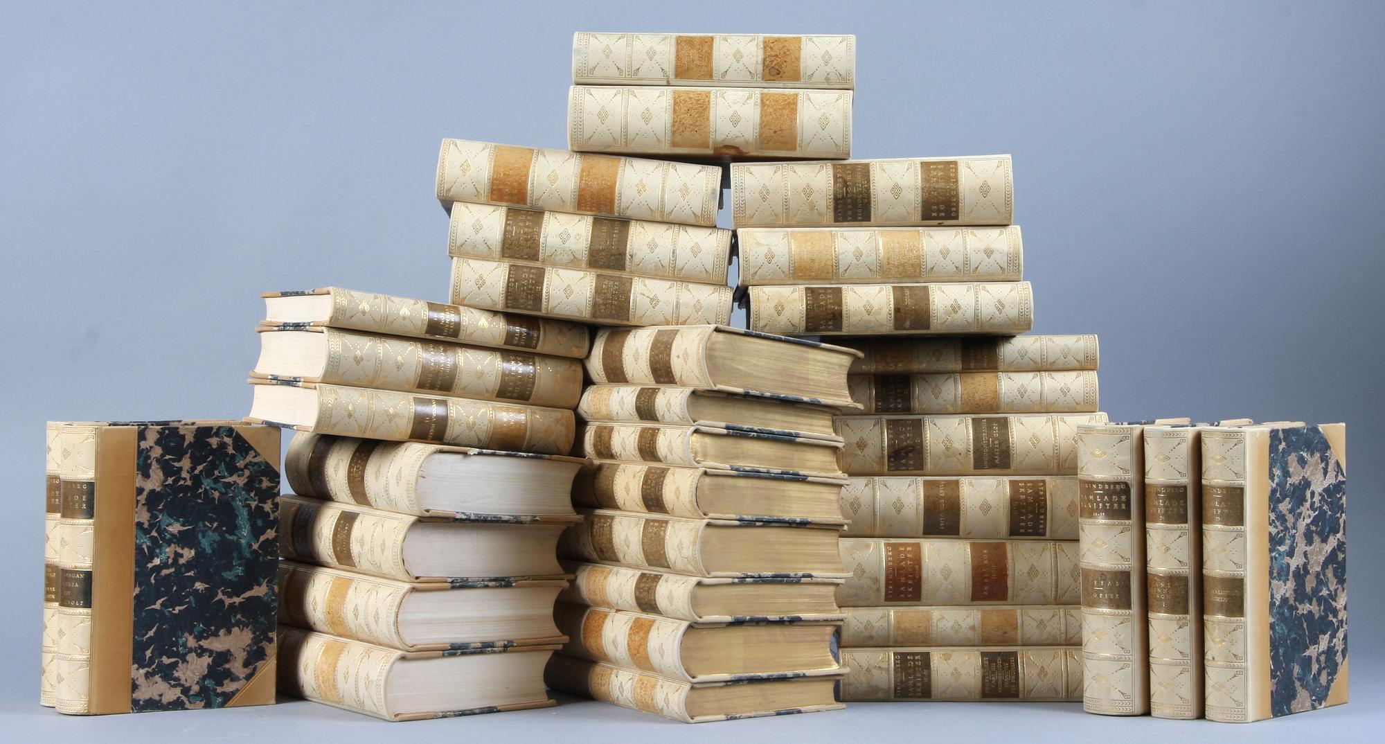 AUGUST STRINDBERG, "Samlade skrifter", 26 delar, Albert Bonniers Förlag, 1918.