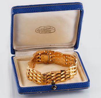 ARMBAND, 18K guld, Vicenza, Italien. Vikt 58,9 gram.