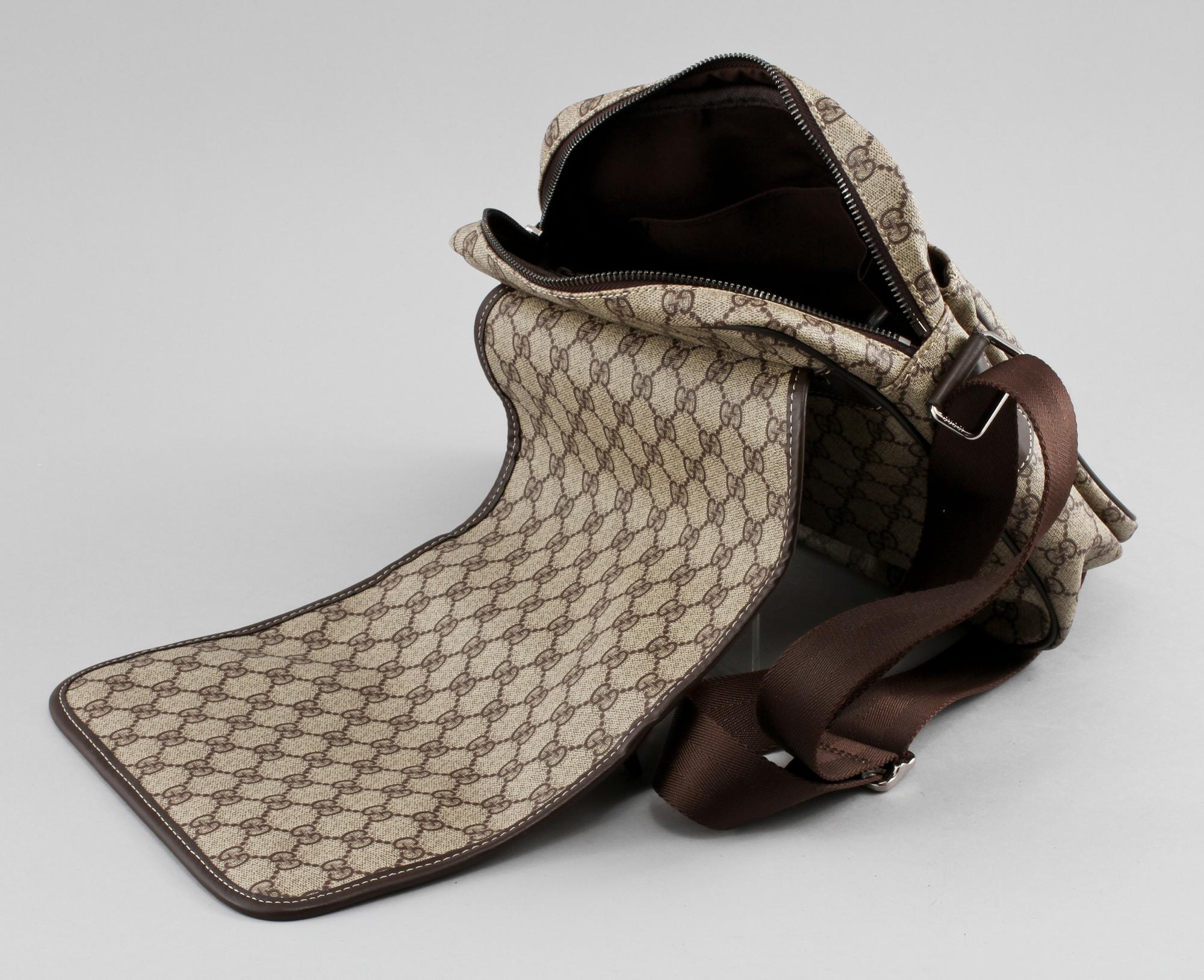 VÄSKA, Gucci.