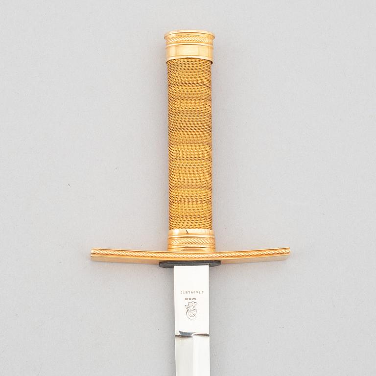 A Swedish Air force officer's dagger, with scabbard.