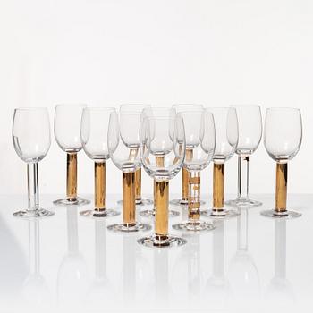 Gunnar Cyrén, a 36-piece glass service, 'Nobel', Orrefors.