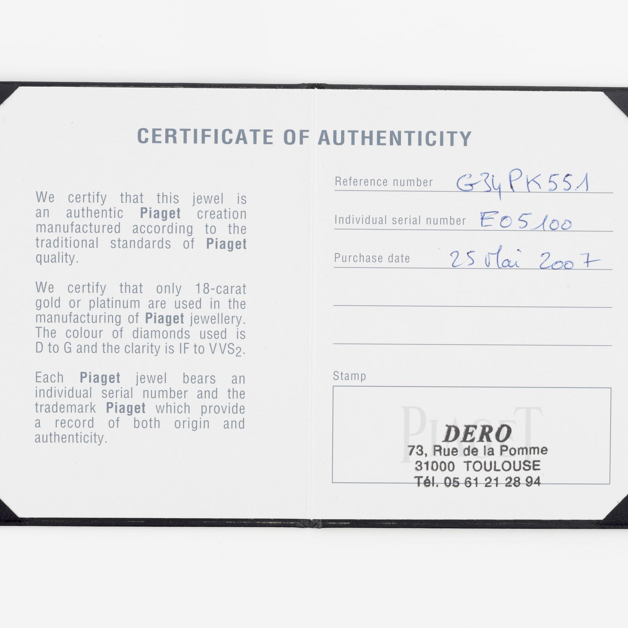 Piaget, alliansring, "Possession", 18K vitguld med briljantslipade diamanter.