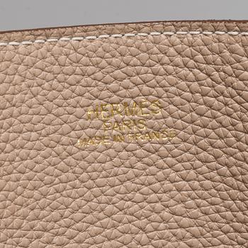 HERMÈS, a 'Double Sens 45' tote bag.