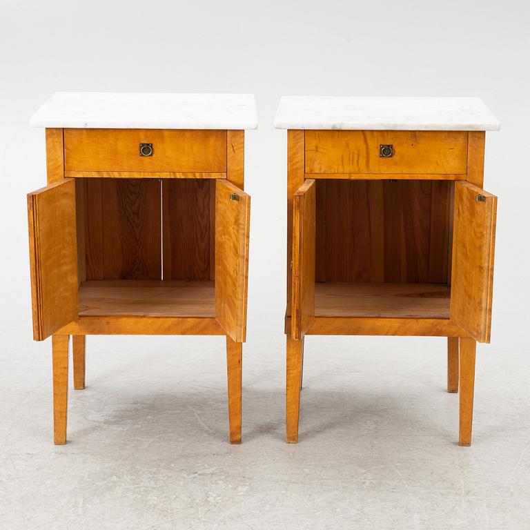 Sängbord, ett par, 1900-talets första hälft.