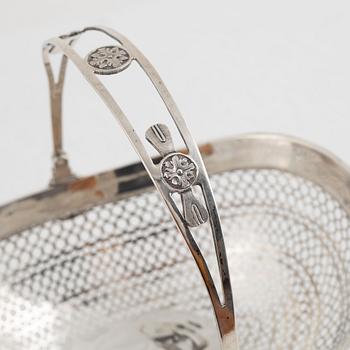 Korg, silver, St. Petersburg, tidigt 1800-tal.