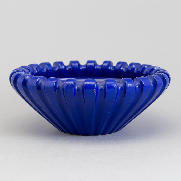 VICKE LINDSTRAND, skål,  lergods, Upsala Ekeby, 1944-1953.