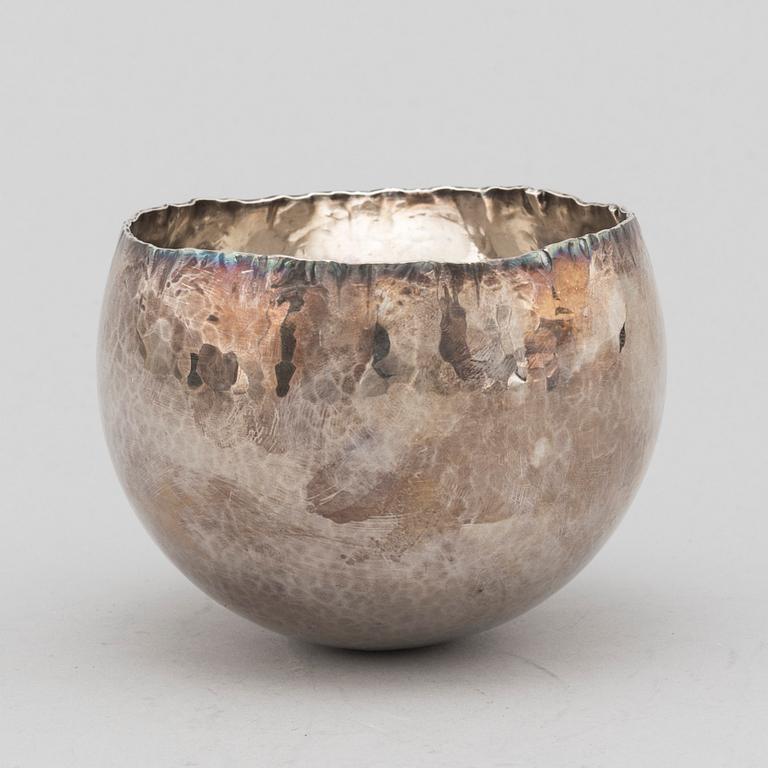 RAY URBAN, skål, sterlingsilver, daterad Stockholm 1989.