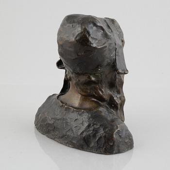 Ruth Milles, Girl with bonnet.