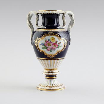 VAS, porslin, Meissen, 1900-talets mitt.
