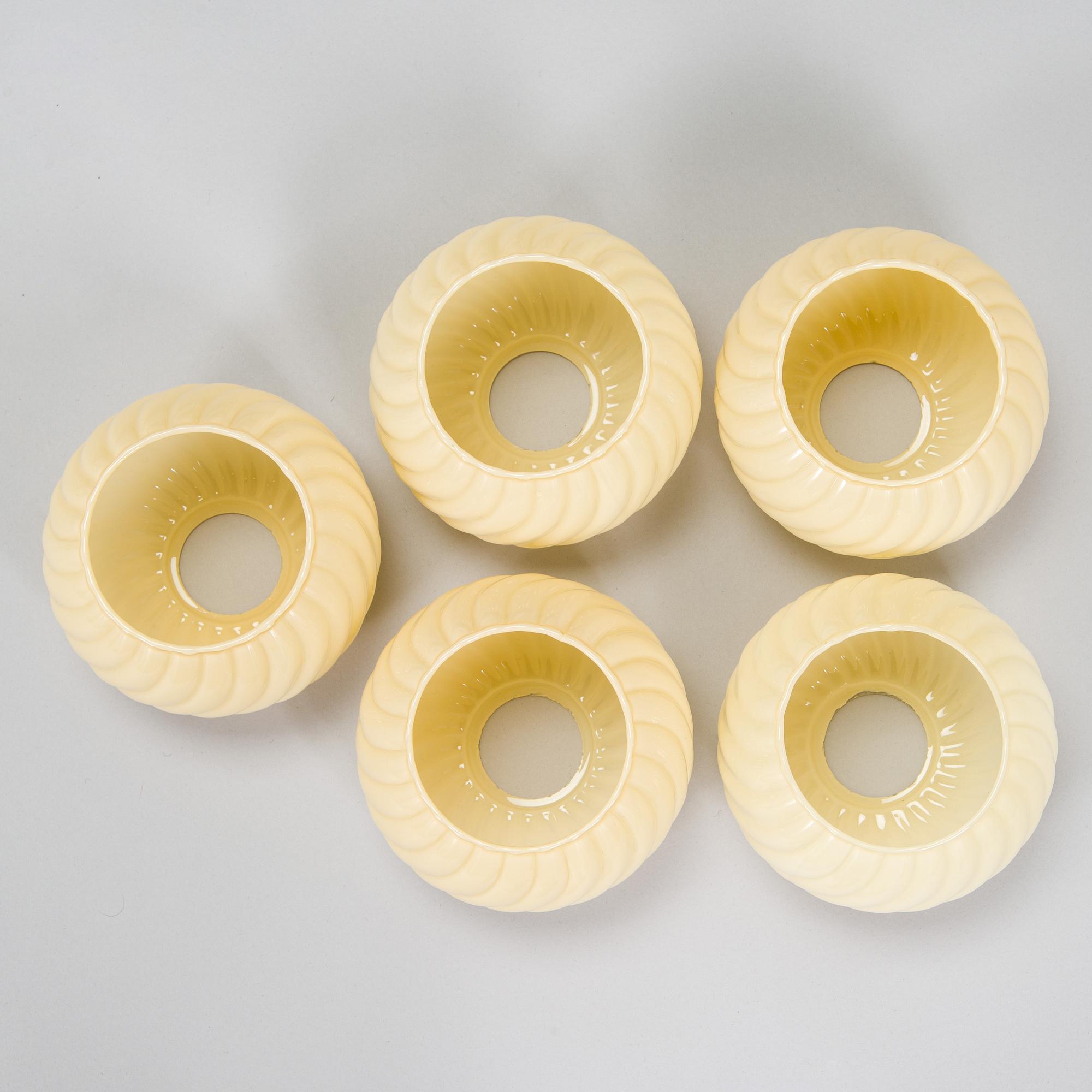 Gunnel Nyman, a mid-20th century , '51132/5' chandelier for Idman.