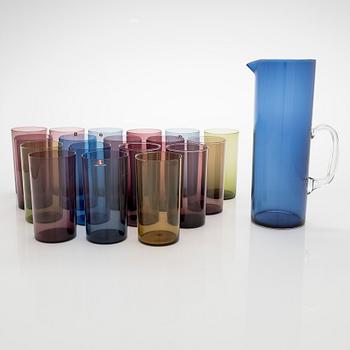 Timo Sarpaneva, a 18-piece set of juice glasses and jug, i-series, Iittala early 1960s.