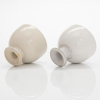 Kyllikki Salmenhaara, two stoneware goblets signed KS.